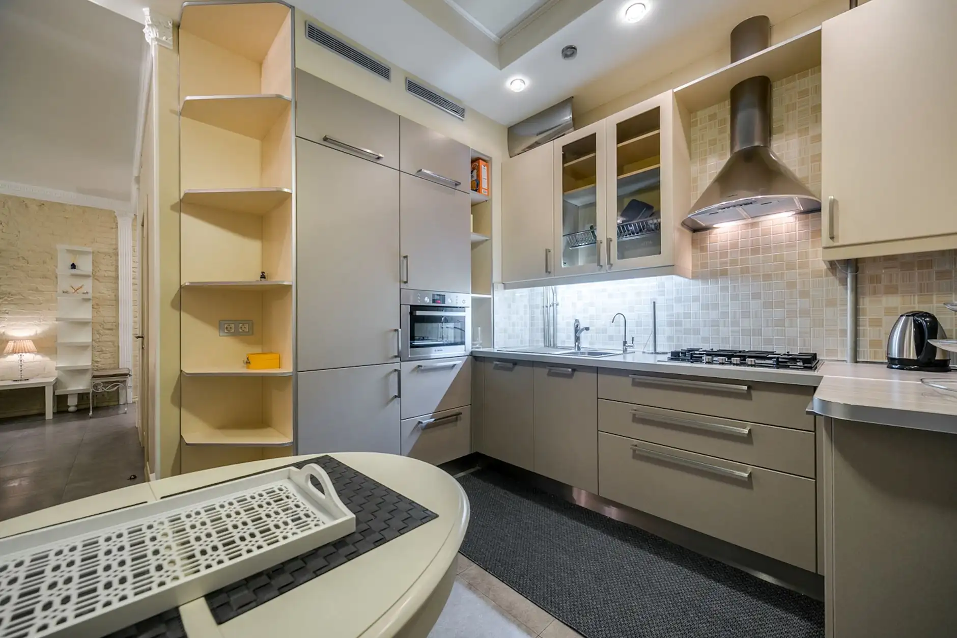 石家庄家庭装修地砖美缝施工流程与验收标准指南